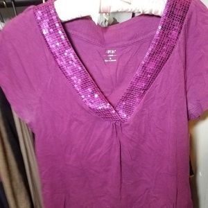 Small pink v neck top with sequins